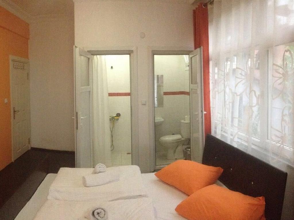 Hostel Rengarenk & İstanbul